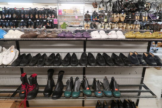 Ca. 200 par ass. Fodtøj 