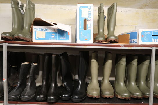 Ca. 250 par gummistøvler / støvler
