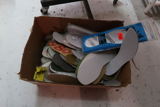 Stativ med såler m.m. 