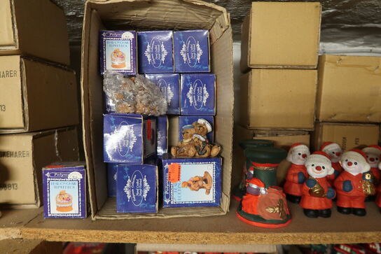 Stort parti julepynt - tøm 1 fag 