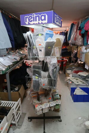 Stativ med såler m.m. 