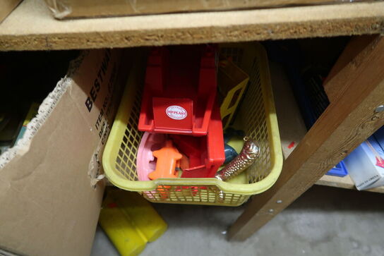 Tøm hjørnet og alle hylderne 