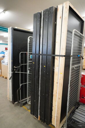 Diverse messe-vægmoduler og døre