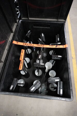 Lampeskinner med spots NORLUX MIB