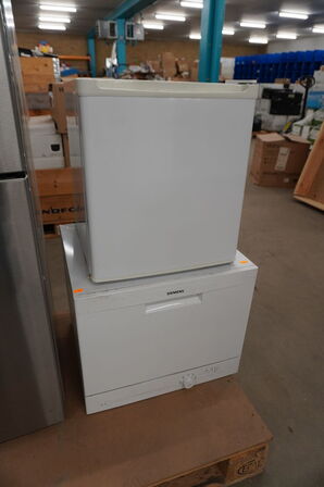 Bordopvasker SIEMENS og Køleskab MATSUI