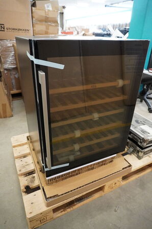 Vinkøleskab AEG (Ubrugt)