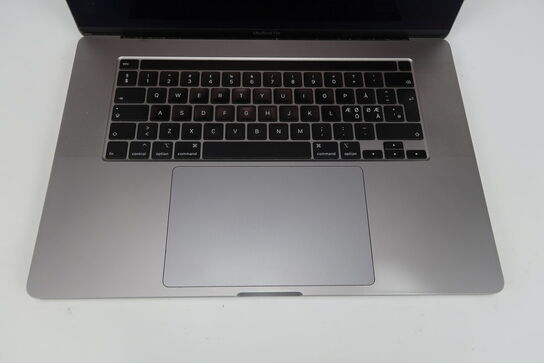 Apple MacBook Pro 16" i7