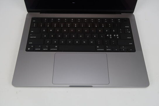 Apple MacBook Pro M1 14"