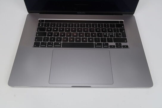 Apple MacBook Pro 16" i7