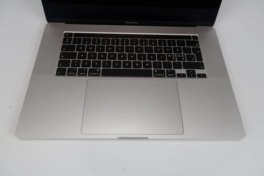 Apple MacBook Pro 16" i7