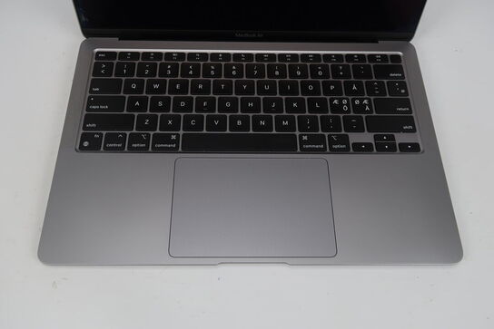 Apple MacBook Air M1 13"