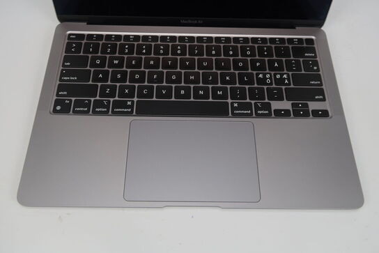 Apple MacBook Air M1 13"