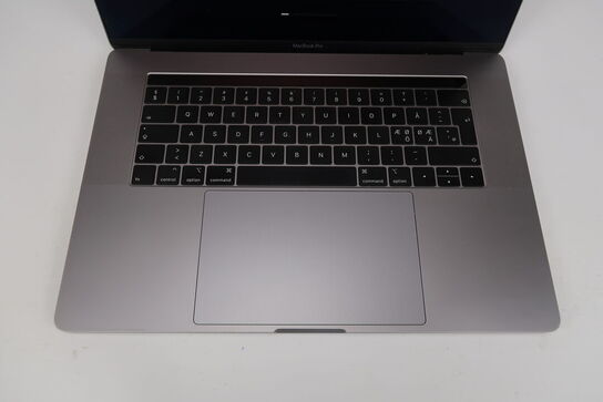 Apple MacBook Pro i7 15,6"