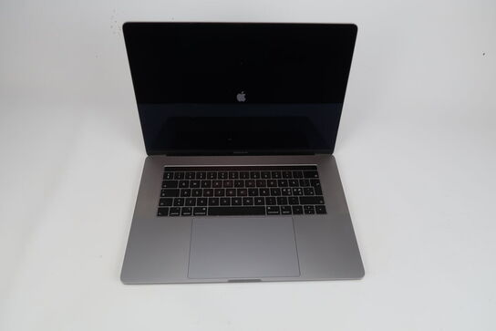 Apple MacBook Pro i9 15,6"