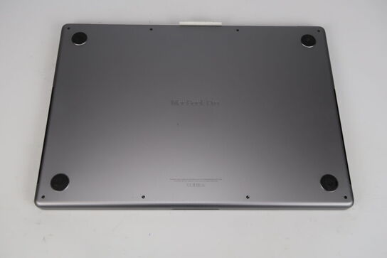 Apple MacBook Pro M1 16"