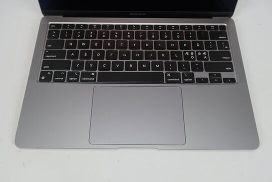 Apple MacBook Air M1 13"