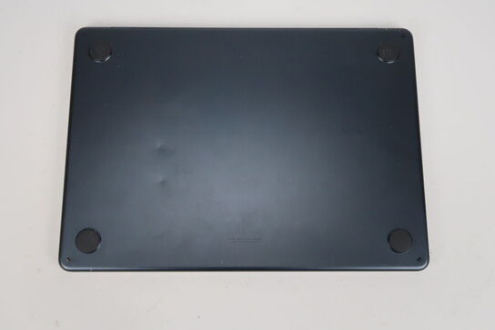 Apple MacBook Air M2 2022