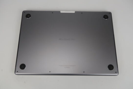 Apple MacBook Pro M1 16"