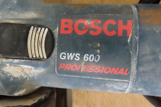 2 stk. Elværktøj samt arbejdsradio BOSCH