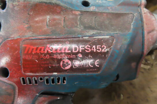 4 stk. Akkuværktøj MAKITA