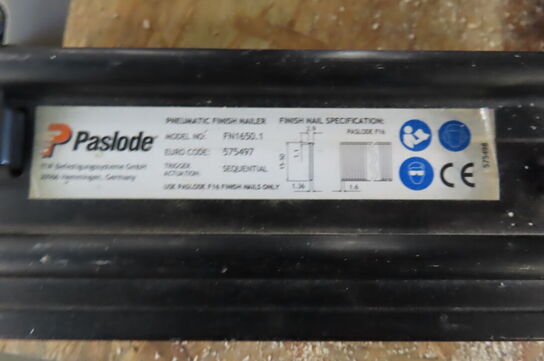 2 stk. Dykkerpistoler