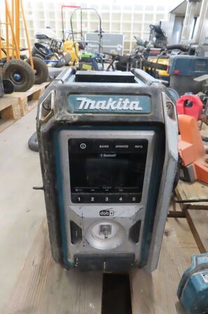 7 stk. Akku-værktøj samt arbejdsradio MAKITA