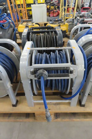 Trykluftslange med tromle