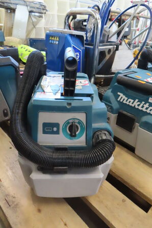 Akku-støvsuger MAKITA