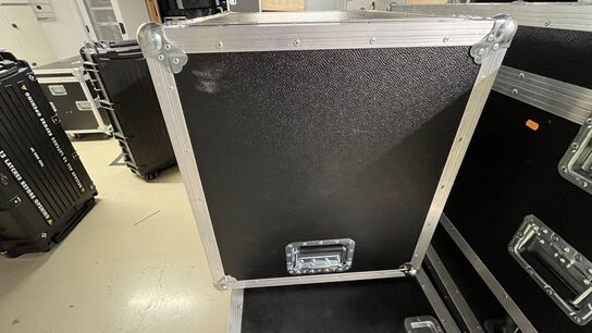 19" Rackkasse AMPTOWN - gummiophængt