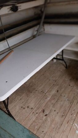 1 stk. Klapbord 183x76x74 cm.