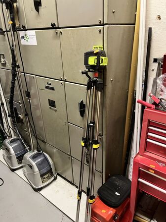 Laser på fod L FINE