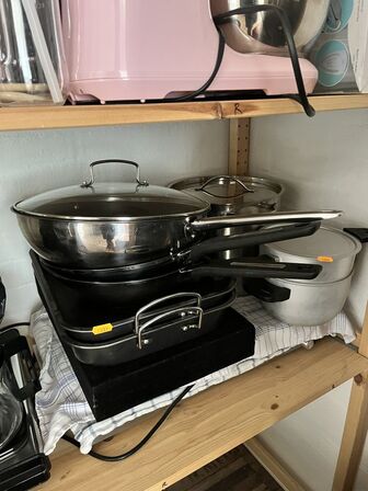 Kaffemaskine, varmeplader, gryder mm.
