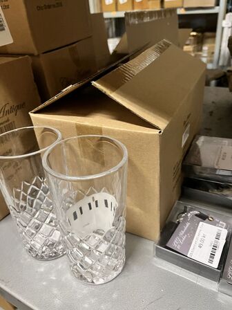Parti m. Glas, vaser mm. CHIC ANTIQUE