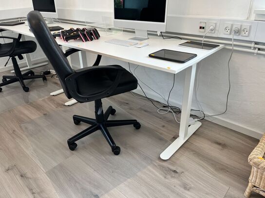 Hæve/sænke bord inkl. Stol JYSK 160x80