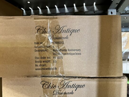 Parti m. Vaser mm. CHIC ANTIQUE