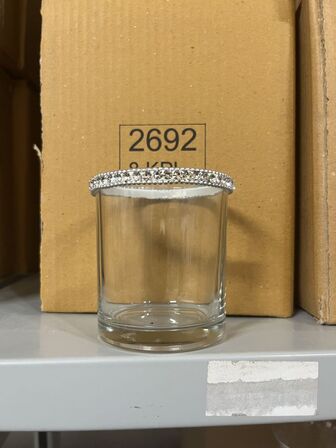 Parti m. Glas, kroner mm.