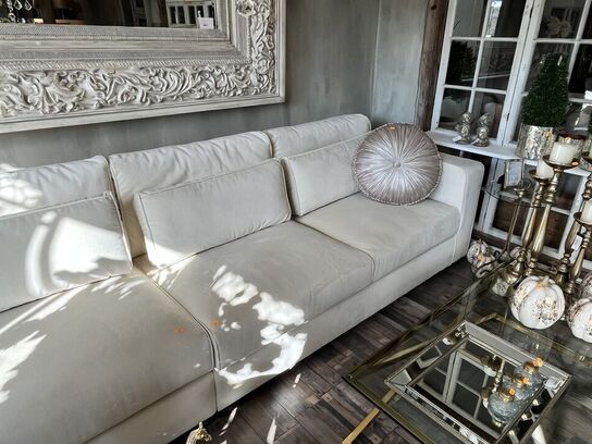 Sofa 4 personer m. Puder CREMEFARVET VELOUR 400 cm