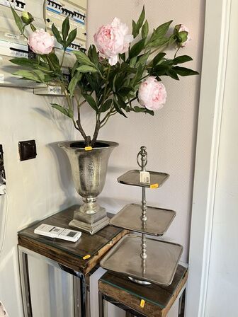 Serveringsfad inkl. Vase m. Blomst