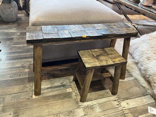 Bænk inkl. Skammel i træ 45x80x24 cm./33x33x24 cm.