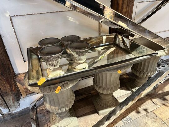 7 stk. Vaser m. Bakke.