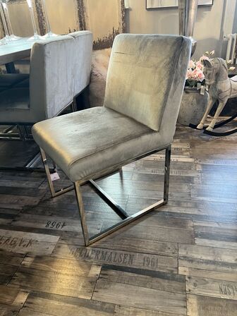 6 stk. spisebordsstole 50x65x82 cm.