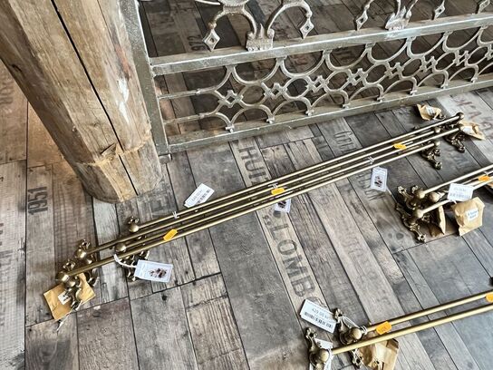 4 stk. Knagerækker H10/L80 cm.