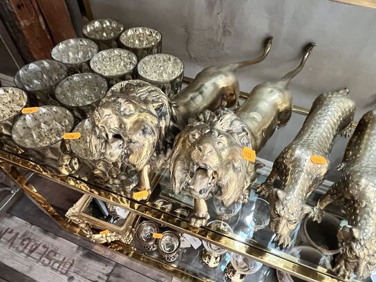 2 stk. Løve statuer