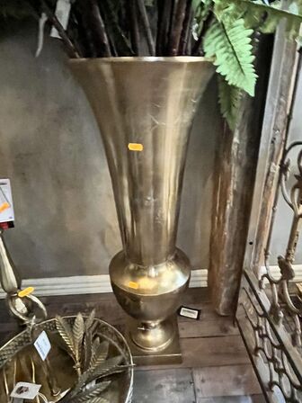 Stor vase m. Planter