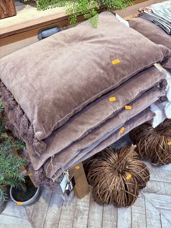 5 stk. Puder 40x60 cm.