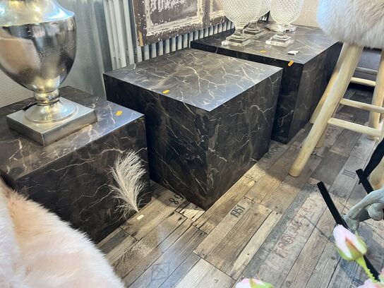 3 stk. Sofaborde 60x80x40/50x50x40/40x40x40 cm.