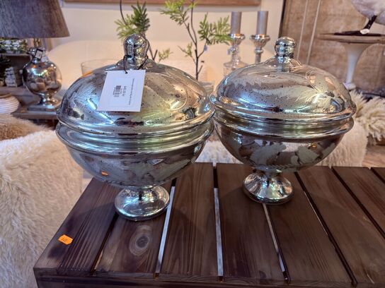 2 stk. Opbevaringsskåle inkl. Vase m. Blomster