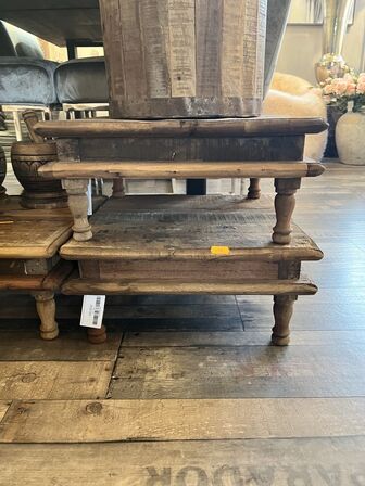 Vaser i træ inkl. 2 stk. Træbakker