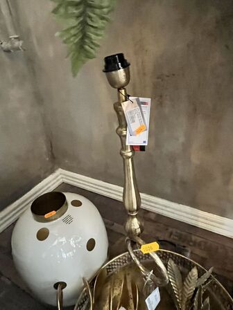 Vase, lampe og Bakke m. Hank inkl. Indhold 