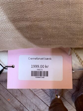 Bænk i træ inkl. Puder L: 200 cm.